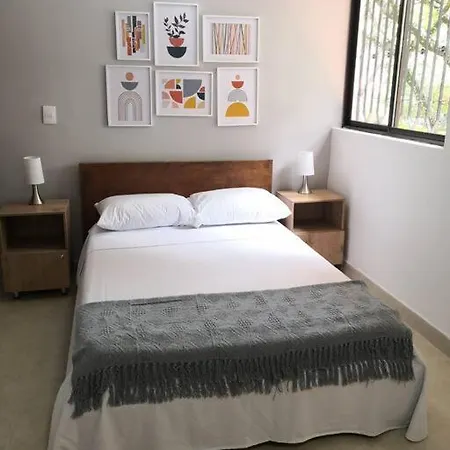 Couples Retreat In Laureles Estadio Private Studio, 1Br 1Bath Kit Medellín Extérieur photo