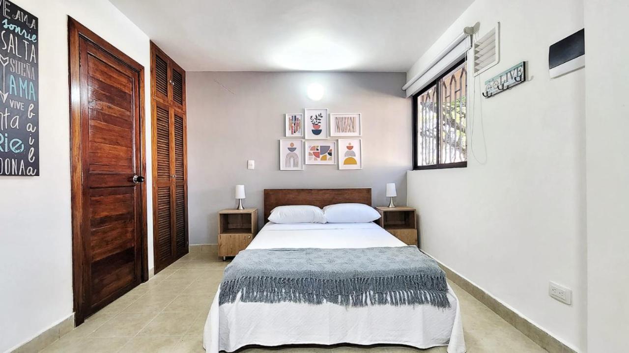 Apartment Couples Retreat In Laureles Estadio Private Studio, 1br 1bath Kit *